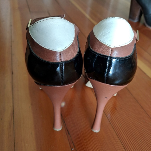 Jessica Simpson Platform Heels - Picture 2 of 7